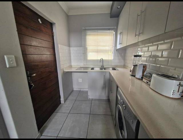 2 BEDROOM APARTMENT FOR SALE IN EVELEIGH